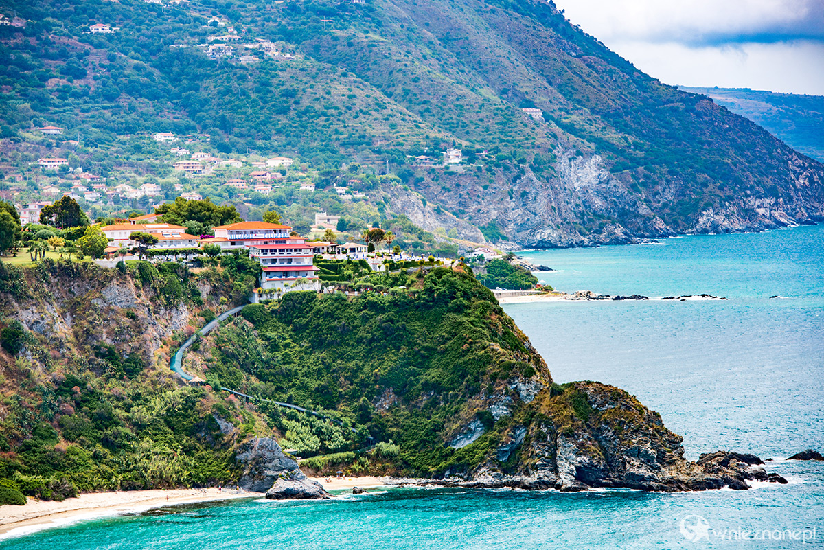 Kalabria. Wspaniałe wybrzeże Capo Vaticano. - foto: wnieznane.pl