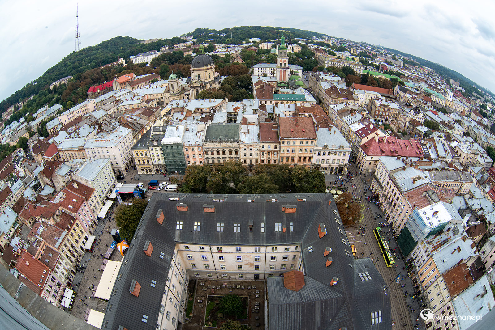 Lwów - foto: wnieznane.pl