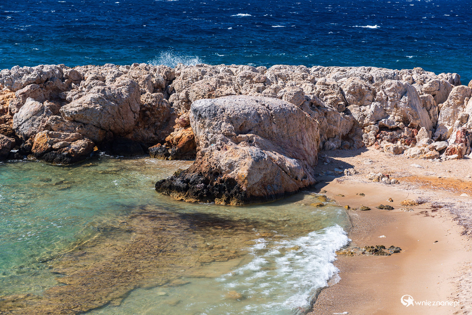 Kos. Malownicza, dzika plaża Limnionas. - foto: wnieznane.pl
