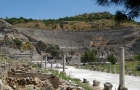 Starożytne miasto Efez. Widok z Drogi Arkadiusza na teatr. - foto: wnieznane.pl