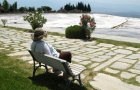 Pamukkale. Odpoczynek z widokiem na trawertyny. - foto: wnieznane.pl