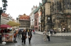 Na ulicach Starego Miasta w czeskiej Pradze. - foto: wnieznane.pl