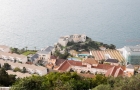 Gibraltar. Widok na zatokę i miasto z drogi na Upper Rock. - foto: wnieznane.pl