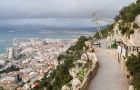 Gibraltar. Widok z Upper Rock na miasto i zatokę. - foto: wnieznane.pl