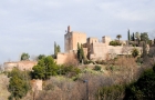 Hiszpania. Widok na Alhambrę z fortecy Alcazaba w Granadzie. - foto: wnieznane.pl