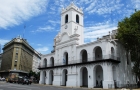 Buenos Aires. Plaza de Mayo. Cabildo - budynek, który niegdyś był siedzibą Wicekrólestwa Rio de Plata. - foto: wnieznane.pl