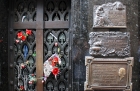 Buenos Aires. Recoleta. Słynny grobowiec i słynna postać. To właśnie tu spoczywa Evita Peron. - foto: wnieznane.pl