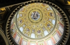Budapeszt. Przepiękne wnętrze Bazyliki św. Stefana.   - foto: wnieznane.pl