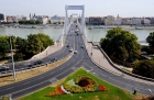 Budapeszt. Widok ze Wzgórza Gellerta na Most Elżbiety i Dunaj. - foto: wnieznane.pl