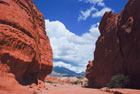 Argentyna. Quebrada de las Conchas. Kilkanaście kilometrów od Cafayate czeka na nas piękny świat stworzony przez naturę. - foto: wnieznane.pl