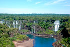Brazylia. Parque Nacional Do Iguacu. Widok z brazylijskiej strony wodospadów. - foto: wnieznane.pl