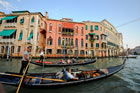Wenecja. Gondole na Canal Grande.  - foto: wnieznane.pl
