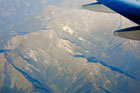 Widok z samolotu na Alpy. - foto: wnieznane.pl