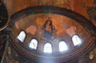 Stambuł. W głównej absydzie Hagia Sophia widoczna jest Matka Boska z Dzieciątkiem. - foto: wnieznane.pl