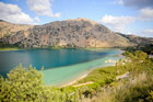 Wyspa Kreta. Jezioro Kourna o poranku. - foto: wnieznane.pl