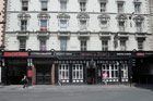 Liverpool. Jeden z wielu pubów.  - foto: wnieznane.pl