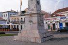 Portugalia. Algarve. Obelisk przy Avenida da República w Faro. - foto: wnieznane.pl