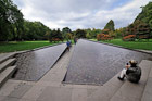 Londyn. Green Park, pomnik Canada Memorial.  - foto: wnieznane.pl