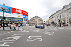 Londyn. Jedno z najsłynniejszych miejsc w Londynie - Piccadilly Circus. - foto: wnieznane.pl