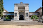 Sewilla. Budynek muzeum Archeologicznego na terenie Parque de Maria Luisa. - foto: wnieznane.pl