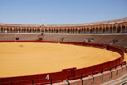 Sewilla. Początki areny przy Plaza de Toros sięgają XIII wieku. - foto: wnieznane.pl