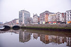 Dublin. Nad brzegiem rzeki Liffey. - foto: wnieznane.pl