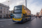 Dublin. O'Connell Street. Piętrowe autobusy to nie tylko domena Londynu. - foto: wnieznane.pl