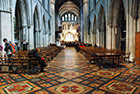 Dublin. Wnętrza St. Patrick's Cathedral w całej okazałości. - foto: wnieznane.pl