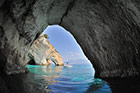Zakynthos. Seria łuków skalnych w pobliżu Skinari. - foto: wnieznane.pl