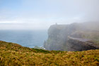 Irlandia. Odrobina błękitnego nieba pojawiła się na Cliffs of Moher w czasie naszej wizyty. - foto: wnieznane.pl