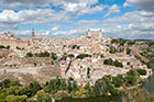 Toledo. Panorama miasta zza rzeki Tajo (Tag). - foto: wnieznane.pl