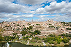 Toledo. Wspaniała panorama miasta zza rzeki Tajo (Tag). - foto: wnieznane.pl