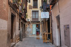Toledo. Wąskie uliczki w zabytkowej części miasta. - foto: wnieznane.pl