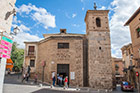 Toledo. Wtapiający się w otoczenie kościół - Iglesia de El Salvador. - foto: wnieznane.pl