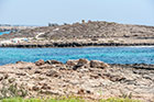 Cypr latem. Wysepka w pobliżu Nissi Beach. - foto: wnieznane.pl
