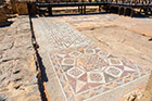 Cypr latem. Stanowisko archeologiczne i mozaiki w Pafos. - foto: wnieznane.pl