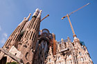 Barcelona. Sagrada Familia od strony carrer de Sardenya. - foto: wnieznane.pl