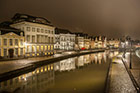 Gandawa (Gent) nocą. Widok na ulice Korenlei i Graslei. - foto: wnieznane.pl