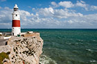 Gibraltar. Trinity Lighthouse - latarnia morska na Europa Point. - foto: wnieznane.pl