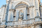 Jerez de la Frontera. Bogate zdobienia Iglesia de San Miguel. - foto: wnieznane.pl