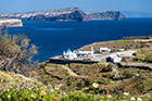 Santorini. Widok z Akrotiri na archipelag. - foto: wnieznane.pl