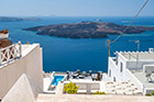Santorini. Widok na wyspę Nea Kameni. - foto: wnieznane.pl