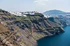 Santorini, Imerovigli. Nasłynniejsze miejscowości na wyspe zbudowane są na wysokich zboczach wygasłego wulkanu. - foto: wnieznane.pl