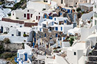 Santorini. Ekskluzywne wille w Oi z widokiem na kalderę. - foto: wnieznane.pl