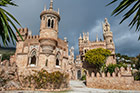 Andaluzja, Benalmadena. Atrakcję miejscowości stanowi fantazyjny Castillo Colomares. - foto: wnieznane.pl