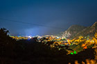 Oludeniz. Miasto nocą. - foto: wnieznane.pl