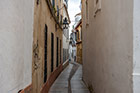 Kordoba. Wąska uliczka gdzieś w centrum. - foto: wnieznane.pl