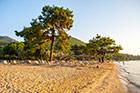 Thassos. Plaża Pachis w zachodniej części wyspy. - foto: wnieznane.pl