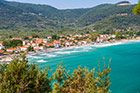 Thassos. Widok na Golden Beach - najdłuższą plażę na wyspie. - foto: wnieznane.pl Thassos. Widok na Golden Beach - najdłuższą plażę na wyspie. - foto: wnieznane.pl