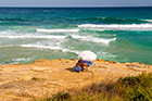 Thassos. Wzburzone morze przy Paradise Beach. - foto: wnieznane.pl